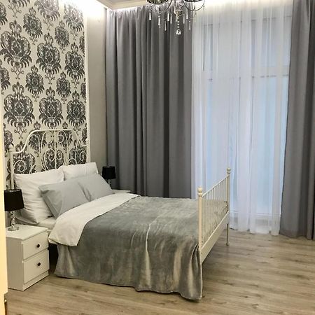 Apartament Mickiewicza - Pkp Station プシェムィシル エクステリア 写真