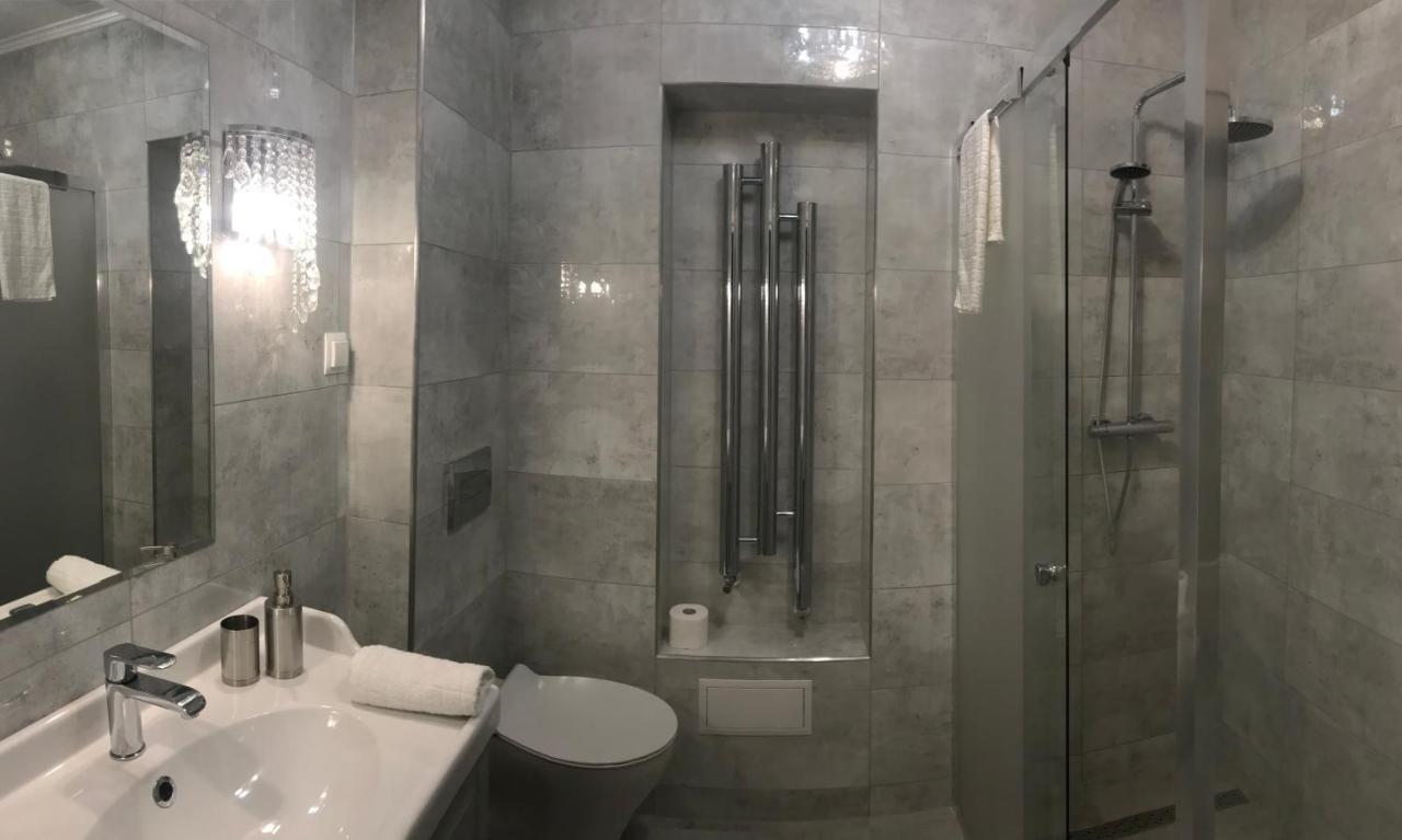 Apartament Mickiewicza - Pkp Station プシェムィシル エクステリア 写真